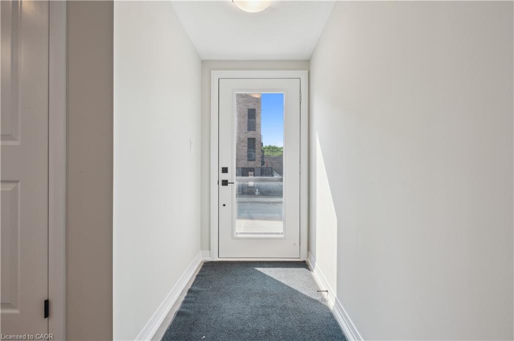 42 Urbane Boulevard, Kitchener, ON - Indoor Photo Showing Other Room