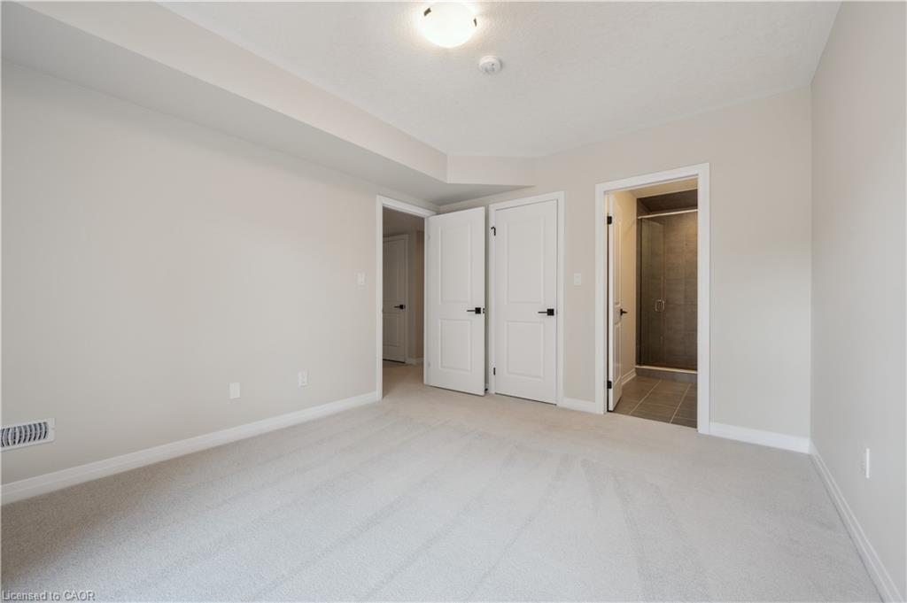 42 Urbane Boulevard, Kitchener, ON - Indoor Photo Showing Other Room