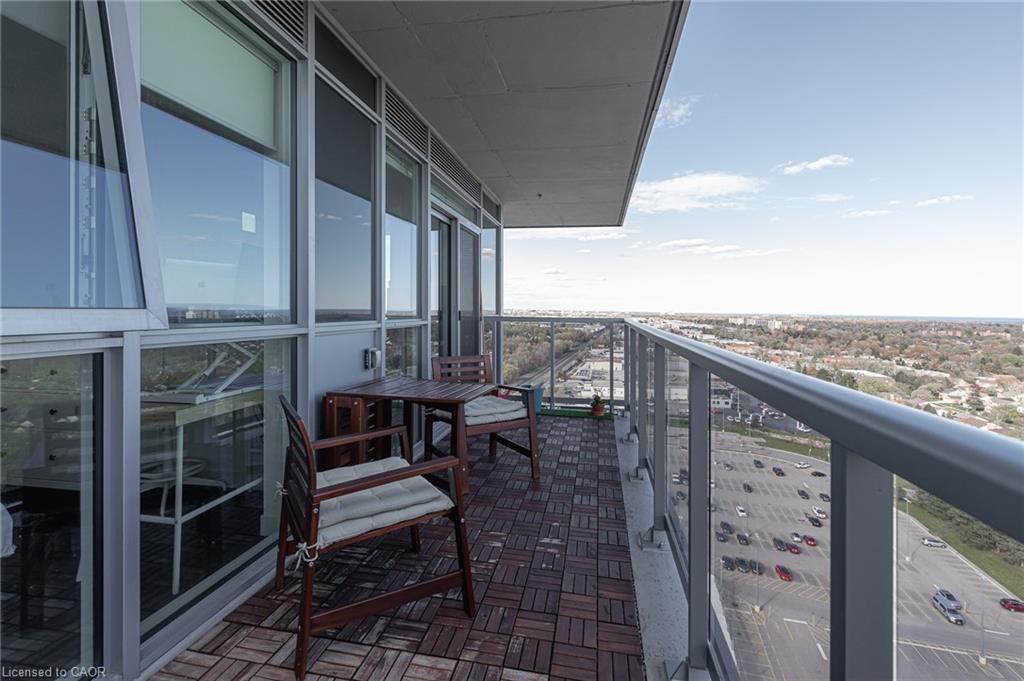 1804-2093 Fairview Street, Burlington, ON - Outdoor With Exterior