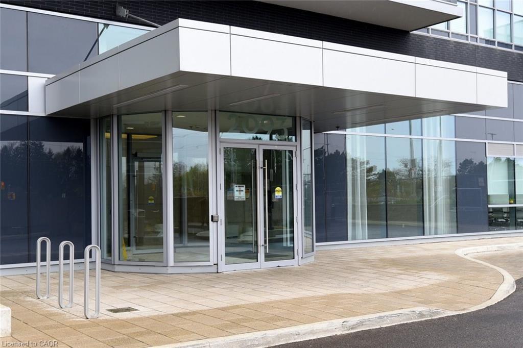 1804-2093 Fairview Street, Burlington, ON - Outdoor