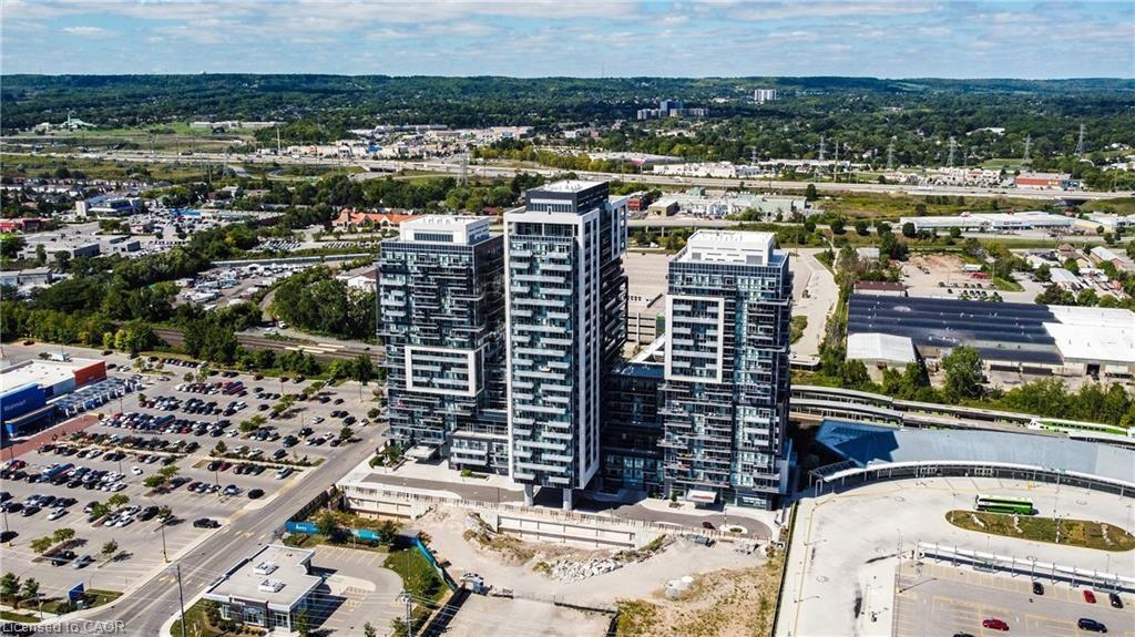1804-2093 Fairview Street, Burlington, ON - Outdoor With View