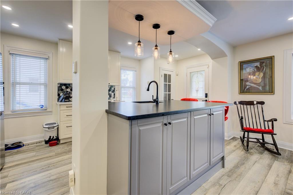 129 Talbot Street, Kitchener, ON - Indoor