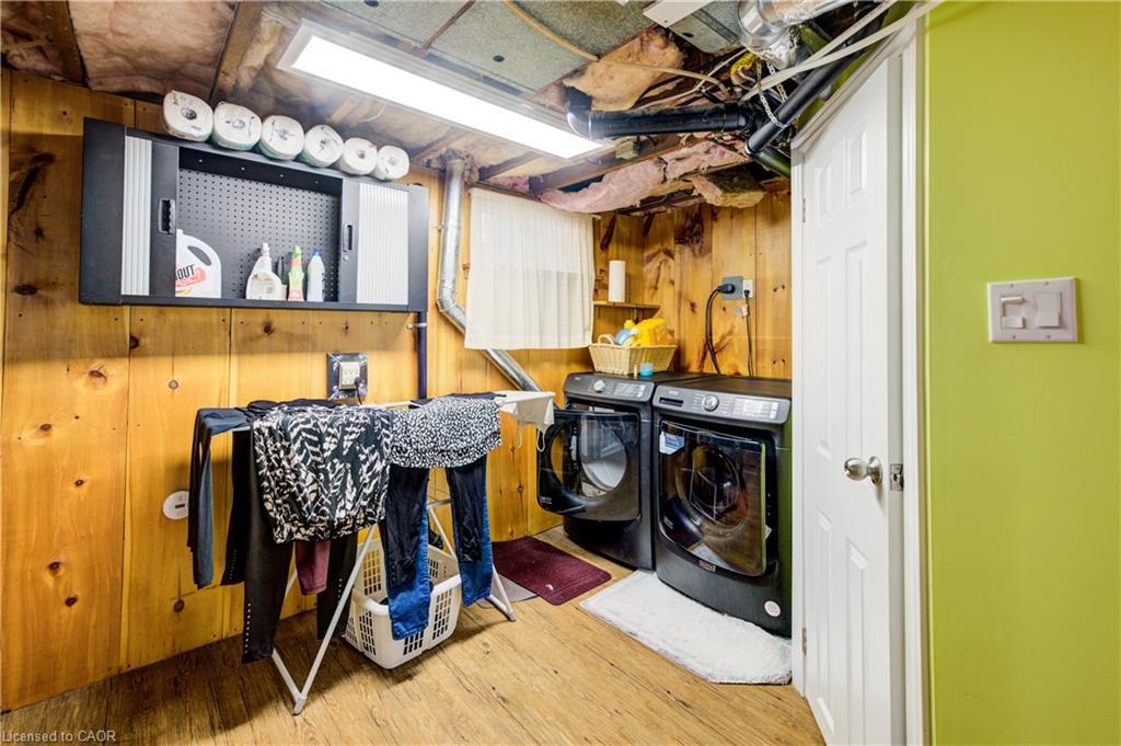 129 Talbot Street, Kitchener, ON - Indoor Photo Showing Laundry Room