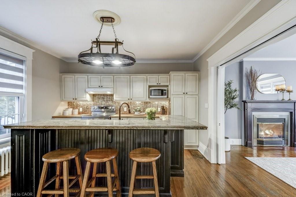 23 Abigail Avenue, Brantford, ON - Indoor