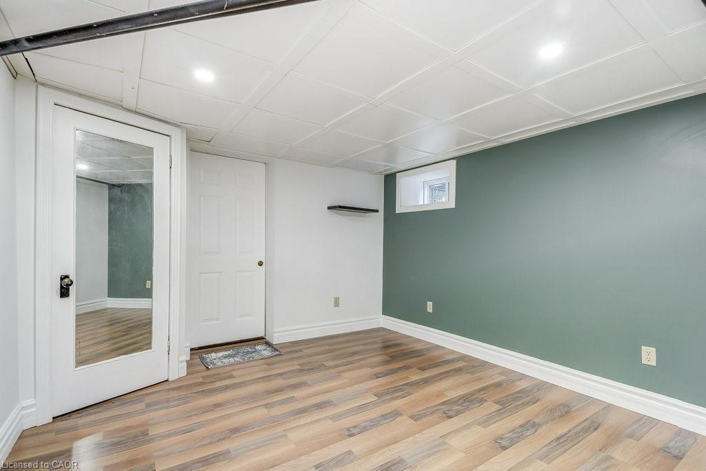 23 Abigail Avenue, Brantford, ON - Indoor Photo Showing Other Room