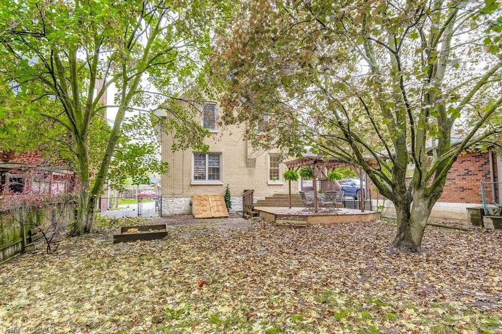 23 Abigail Avenue, Brantford, ON - Outdoor