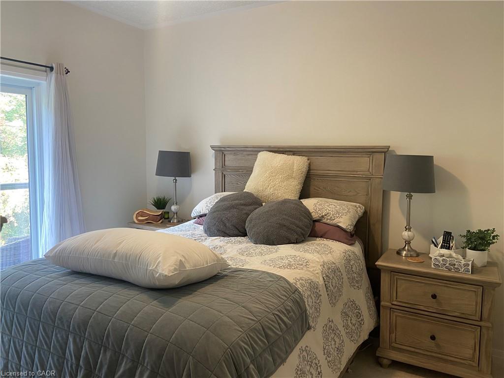 C036-25 Isherwood Avenue, Cambridge, ON - Indoor Photo Showing Bedroom