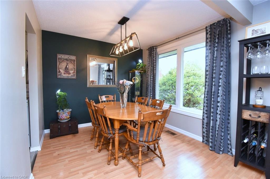 119 Gemini Drive, Hamilton, ON - Indoor Photo Showing Dining Room