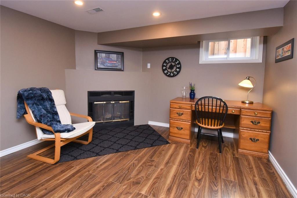 119 Gemini Drive, Hamilton, ON - Indoor Photo Showing Other Room