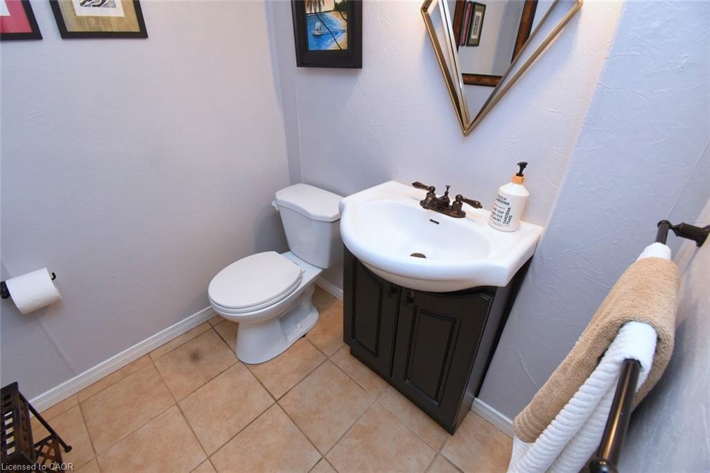 119 Gemini Drive, Hamilton, ON - Indoor Photo Showing Bathroom