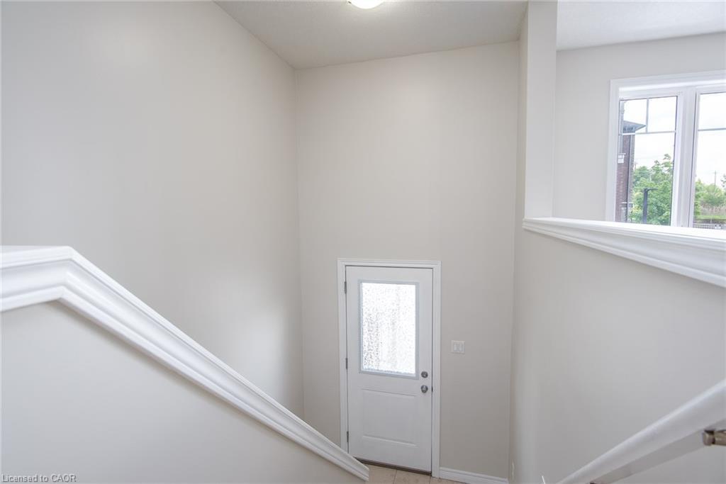 J-3-70 Willowrun Drive, Kitchener, ON - Indoor Photo Showing Other Room