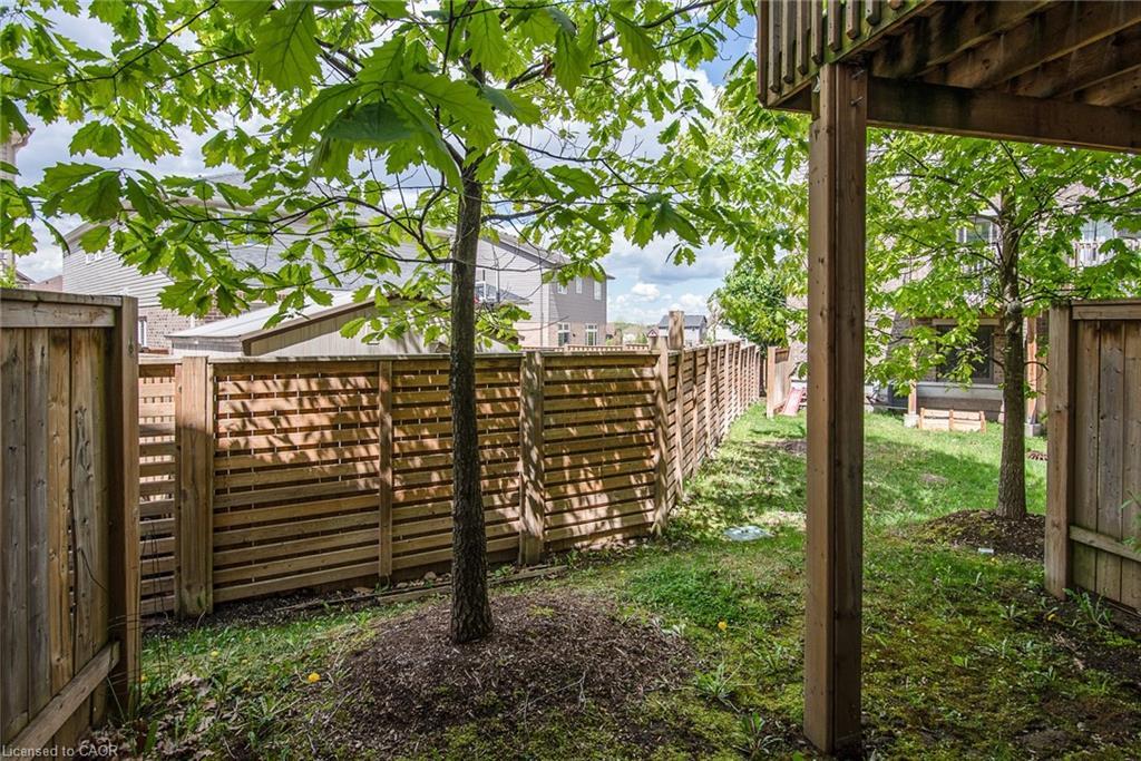 J-3-70 Willowrun Drive, Kitchener, ON - Outdoor