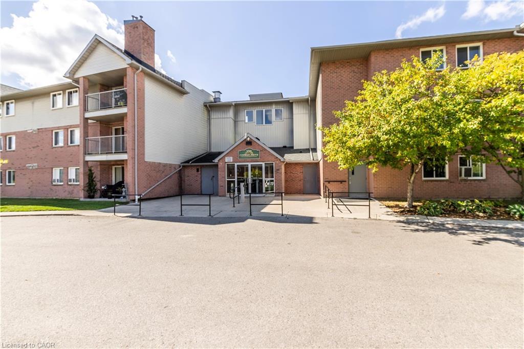3-136 Conway Drive, London, ON - Outdoor With Facade