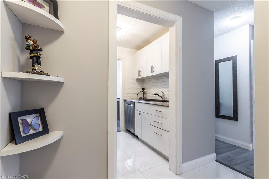 3-136 Conway Drive, London, ON - Indoor