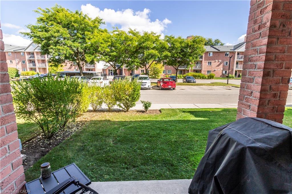 3-136 Conway Drive, London, ON - Outdoor