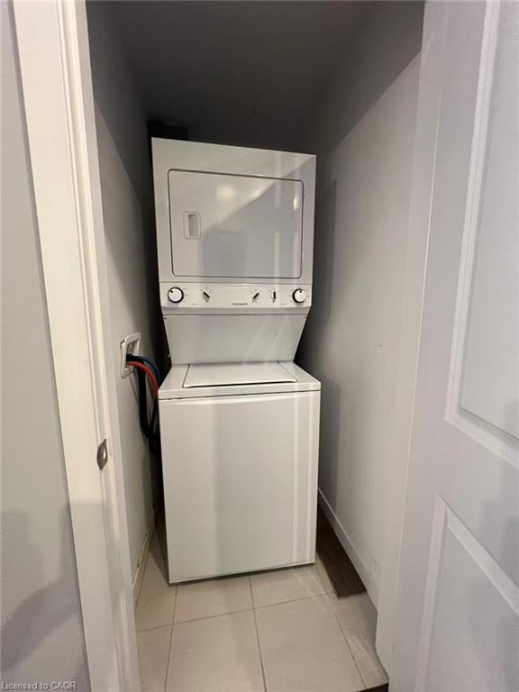 602-85 Robinson Street, Hamilton, ON - Indoor Photo Showing Laundry Room