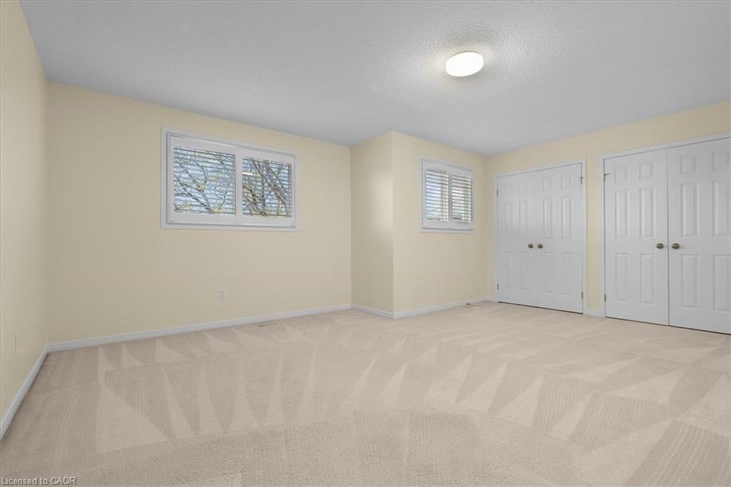 90 Westlawn Drive, Hamilton, ON - Indoor Photo Showing Other Room