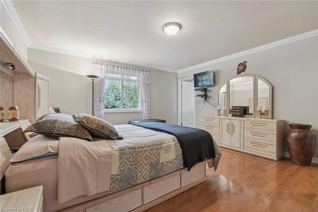 122769 Grey Road 9, West Grey, ON - Indoor Photo Showing Bedroom