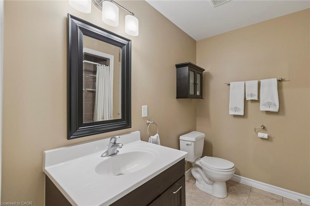 122769 Grey Road 9, West Grey, ON - Indoor Photo Showing Bathroom