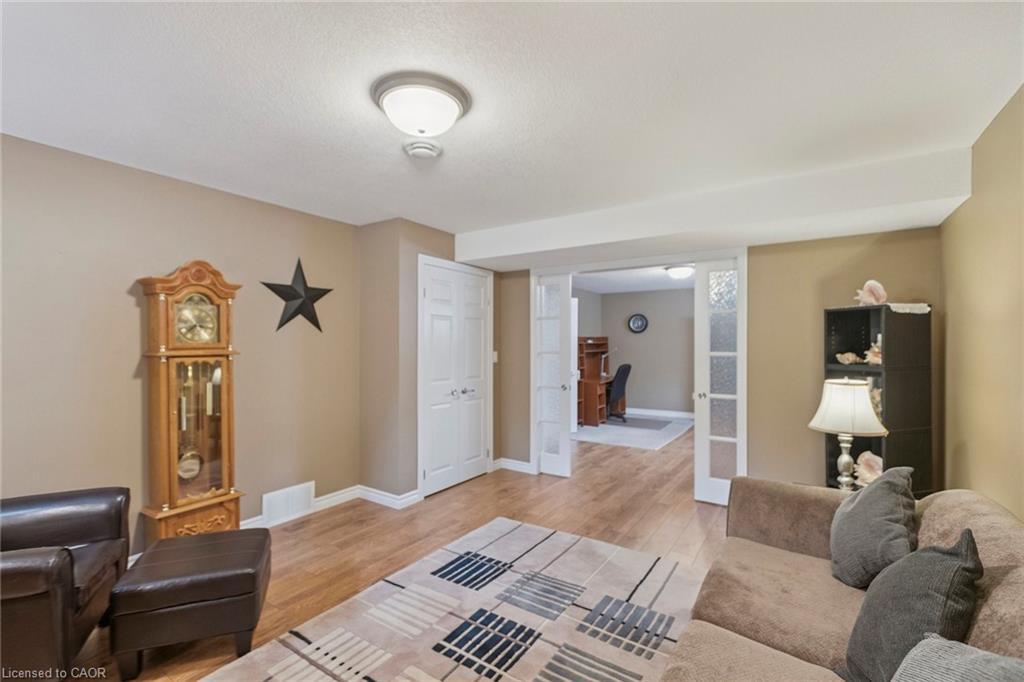122769 Grey Road 9, West Grey, ON - Indoor Photo Showing Living Room