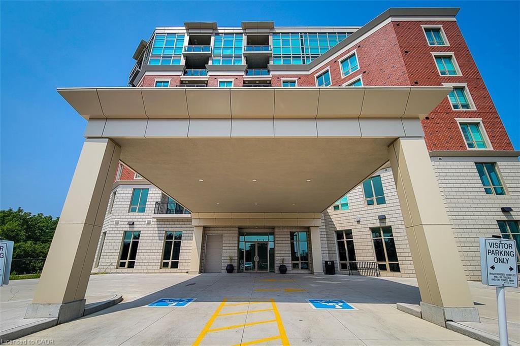 515-2750 King Street E, Hamilton, ON - Outdoor