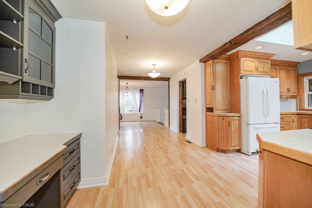 3364 Burnhamthorpe Road W, Oakville, ON - Indoor Photo Showing Kitchen