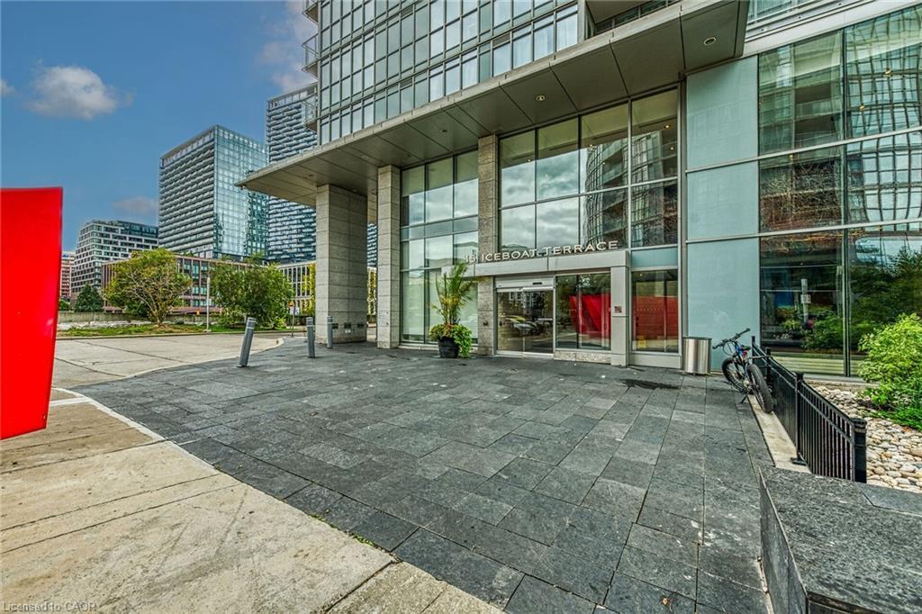 1205-15 Iceboat Terrace, Toronto, ON - Outdoor