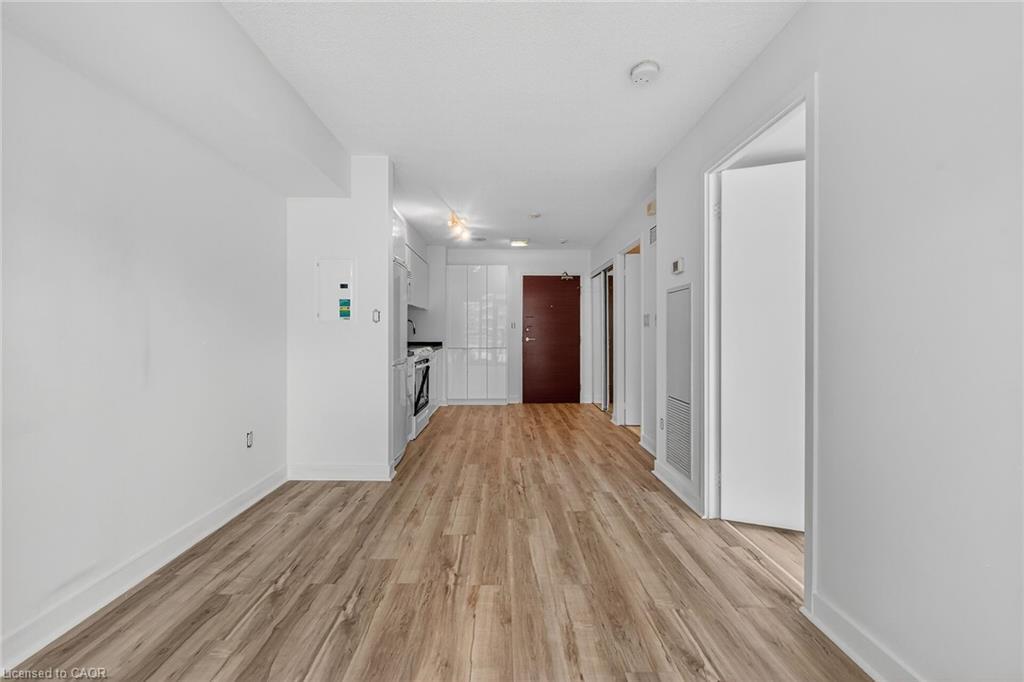 1205-15 Iceboat Terrace, Toronto, ON - Indoor Photo Showing Other Room