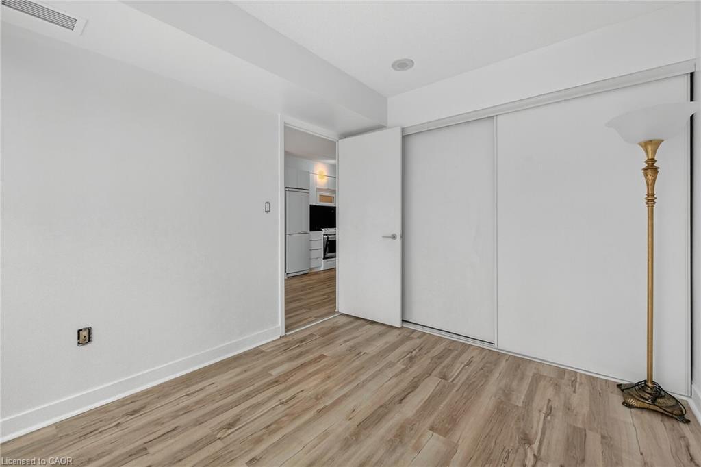 1205-15 Iceboat Terrace, Toronto, ON - Indoor Photo Showing Other Room