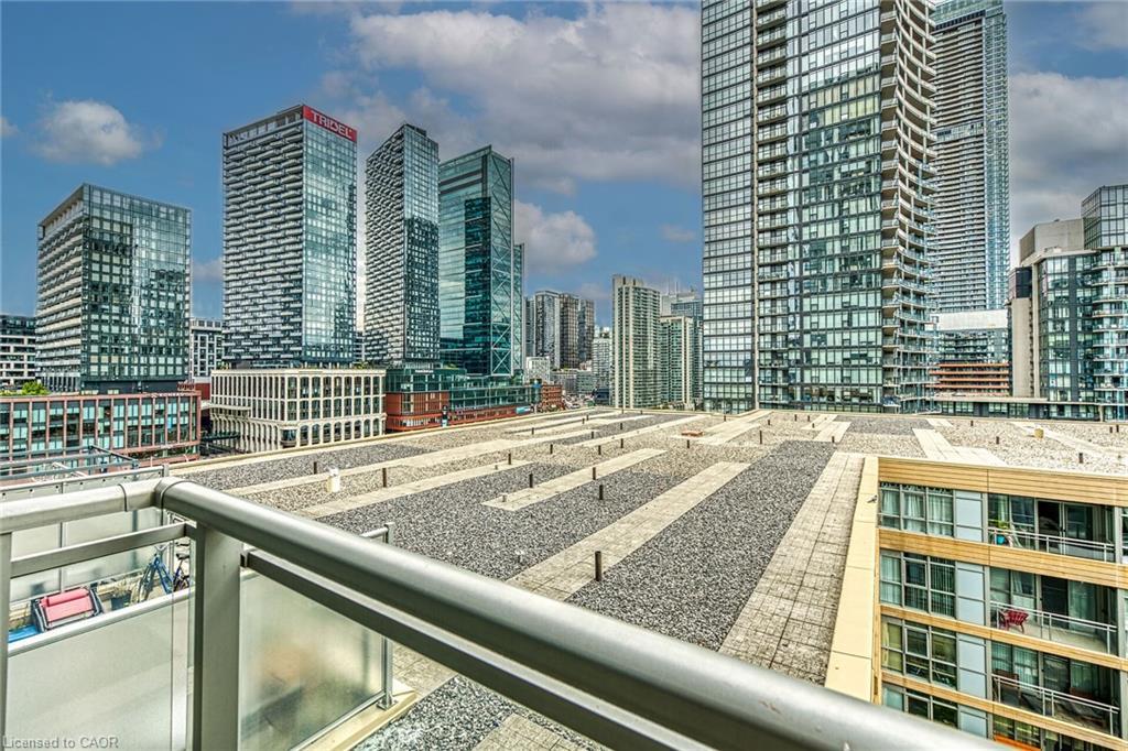 1205-15 Iceboat Terrace, Toronto, ON - Outdoor