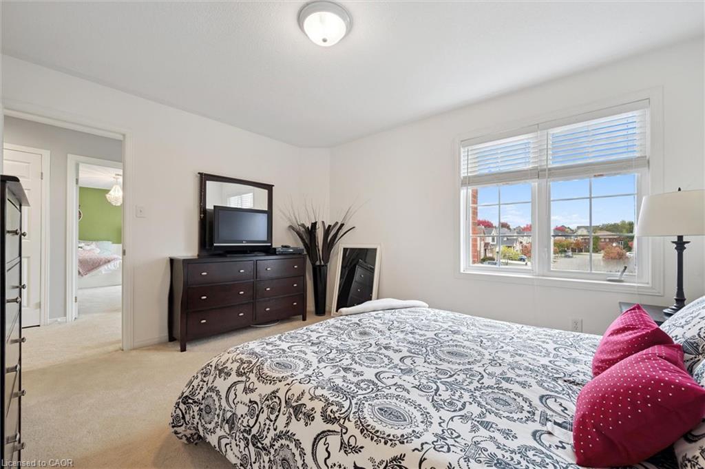 305 Pine Valley Drive, Kitchener, ON - Indoor Photo Showing Bedroom