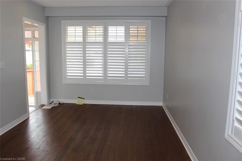 2128 Blackforest Crescent, Oakville, ON - Indoor Photo Showing Other Room