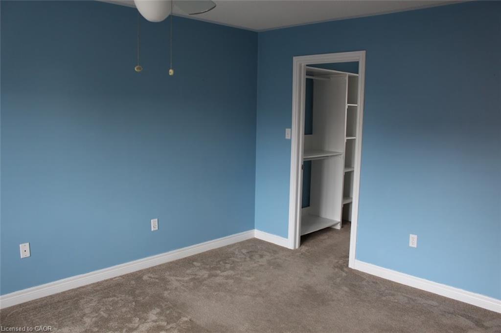 2128 Blackforest Crescent, Oakville, ON - Indoor Photo Showing Other Room