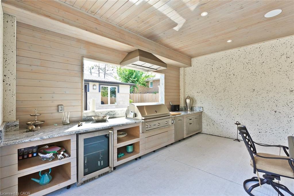 214 Ashford Drive, Barrie, ON -