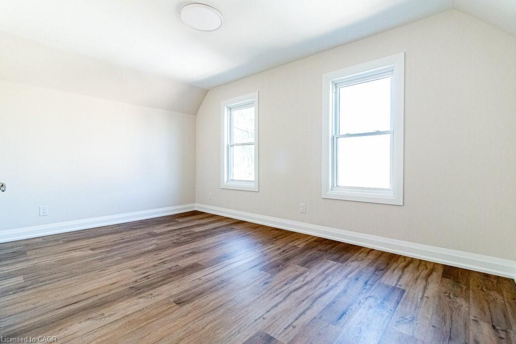 250 Avondale Street, Hamilton, ON - Indoor Photo Showing Other Room