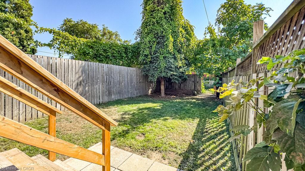 250 Avondale Street, Hamilton, ON - Outdoor