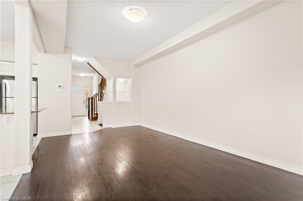 33-6 Chestnut Drive, Grimsby, ON - Indoor Photo Showing Other Room