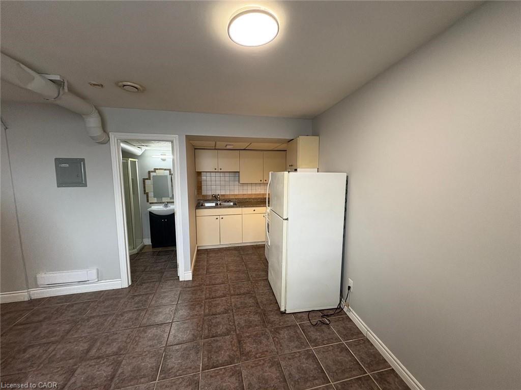 104-7 Mary Street, Hamilton, ON - Indoor Photo Showing Other Room