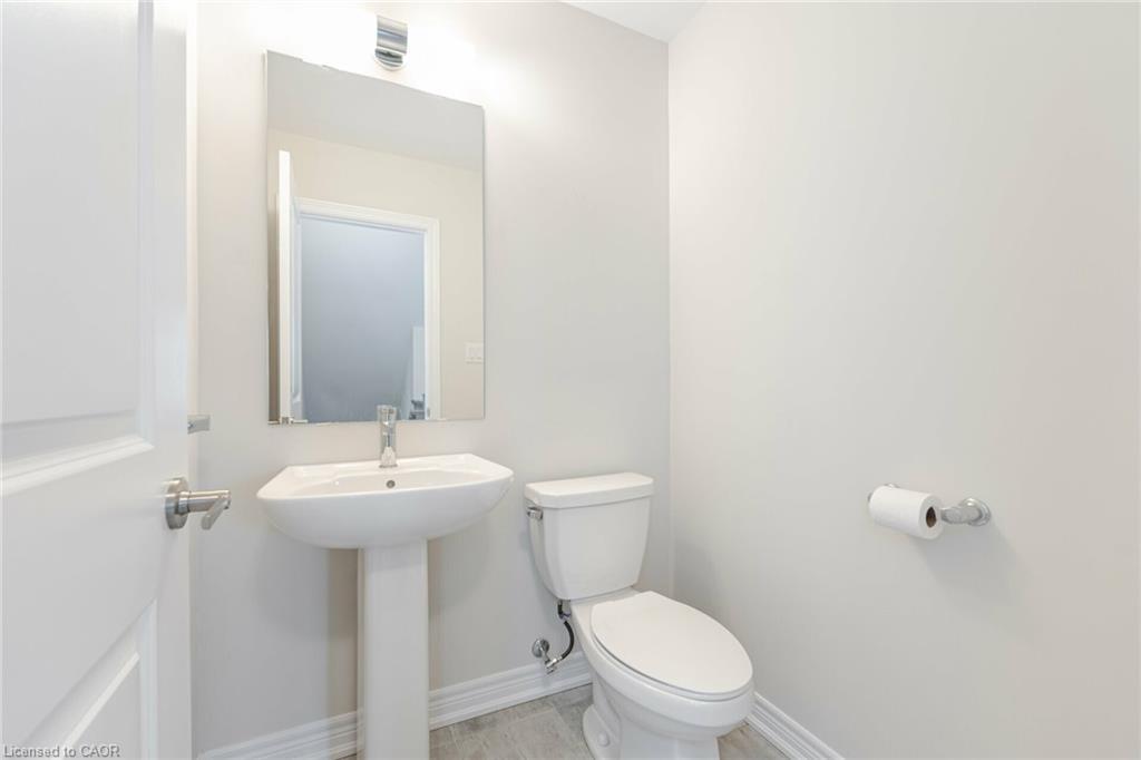 70-10 Birmingham Drive, Cambridge, ON - Indoor Photo Showing Bathroom