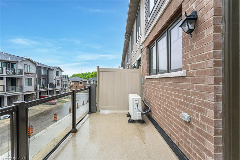 70-10 Birmingham Drive, Cambridge, ON - Outdoor With Balcony With Exterior