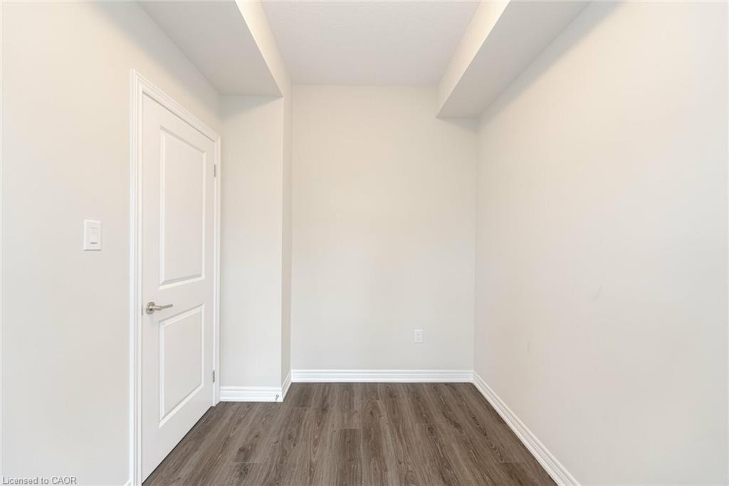 70-10 Birmingham Drive, Cambridge, ON - Indoor Photo Showing Other Room
