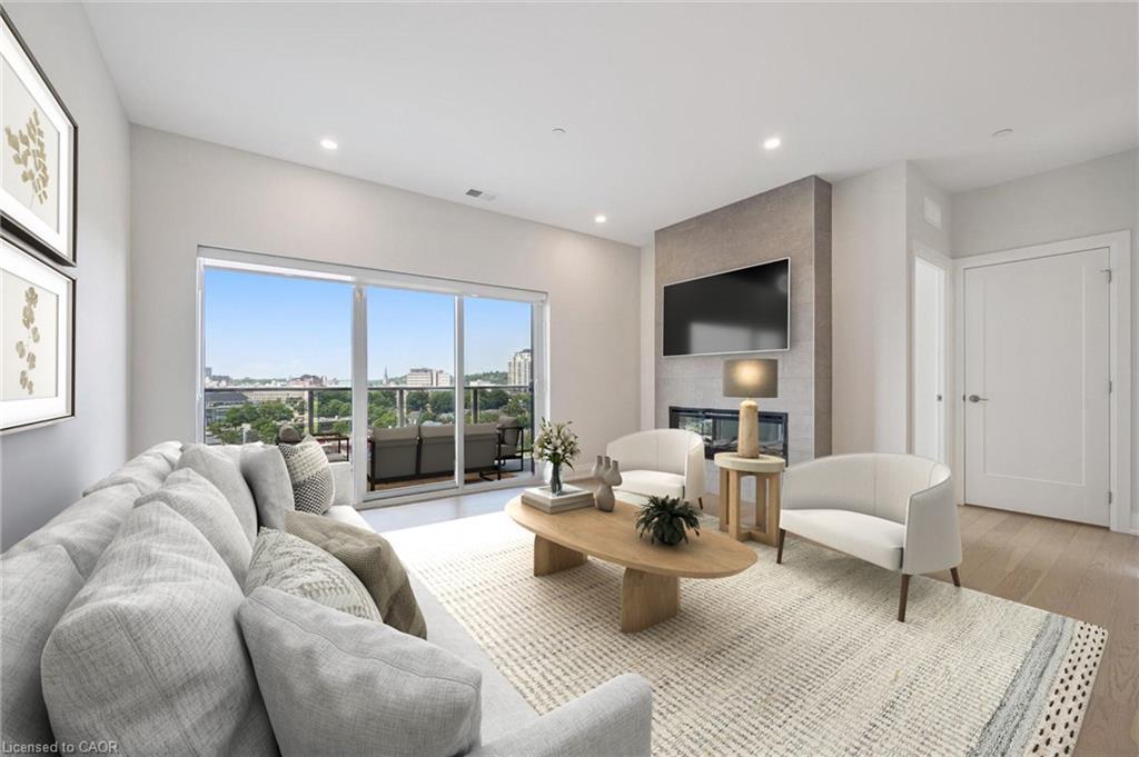 1007-71 Wyndham Street S, Guelph, ON - Indoor Photo Showing Living Room