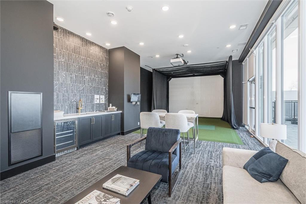 1007-71 Wyndham Street S, Guelph, ON - Indoor Photo Showing Other Room