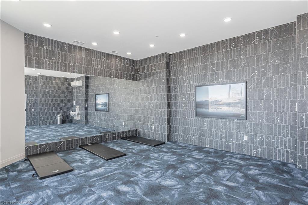 1007-71 Wyndham Street S, Guelph, ON - Indoor Photo Showing Other Room