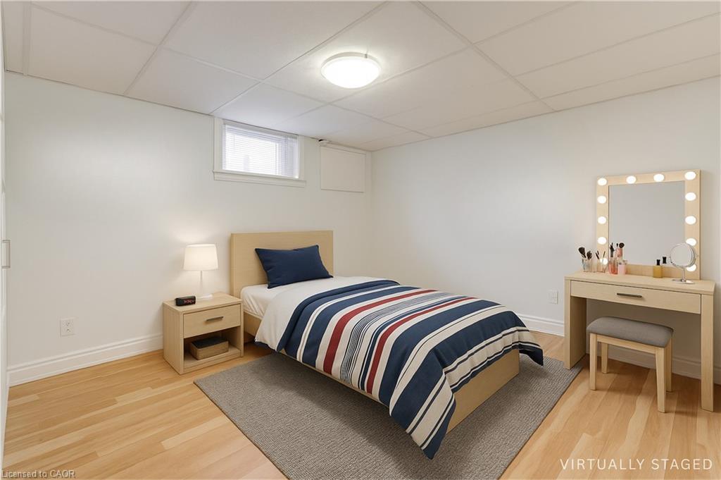 662 Harriet Street, Welland, ON - Indoor Photo Showing Bedroom