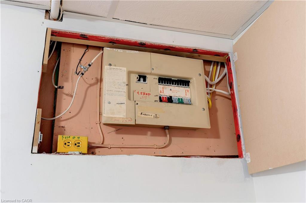 662 Harriet Street, Welland, ON - Indoor Photo Showing Other Room