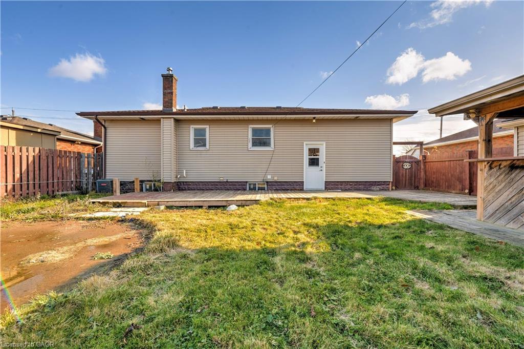 662 Harriet Street, Welland, ON - Outdoor With Exterior