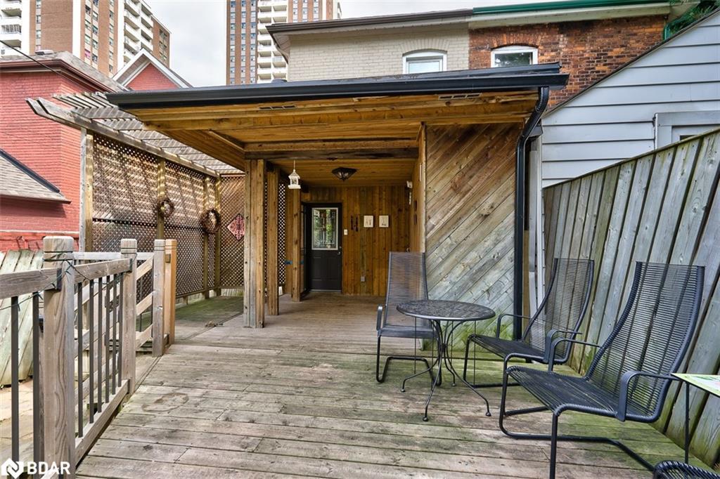 19 Oxford Street, Hamilton, ON - Outdoor With Deck Patio Veranda With Exterior