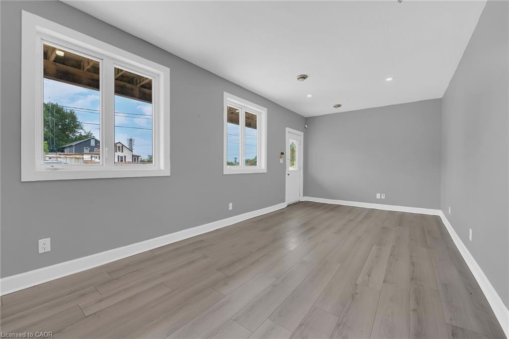 8 Nickel Street, Port Colborne, ON - Indoor Photo Showing Other Room