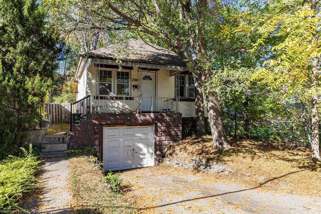 132 Tope Crescent, Hamilton, ON - Outdoor